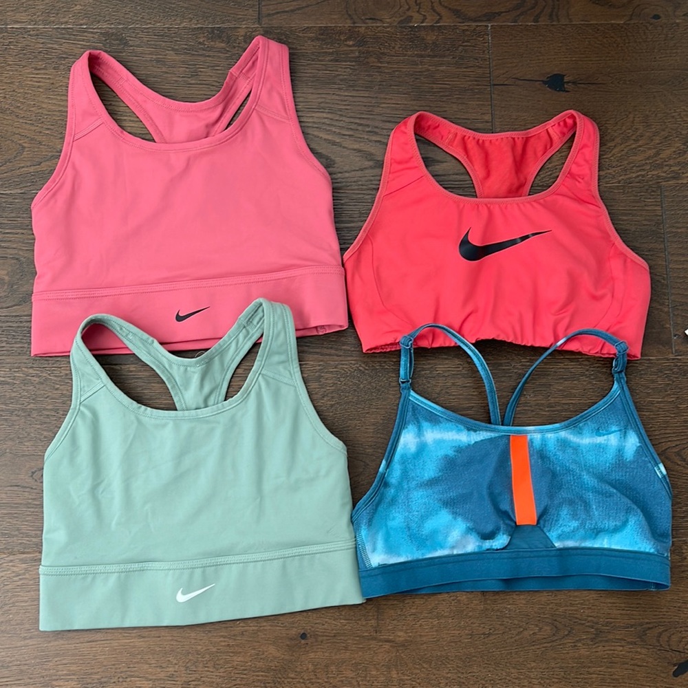 Nike Sports Bras - Medium - Bundle of 4